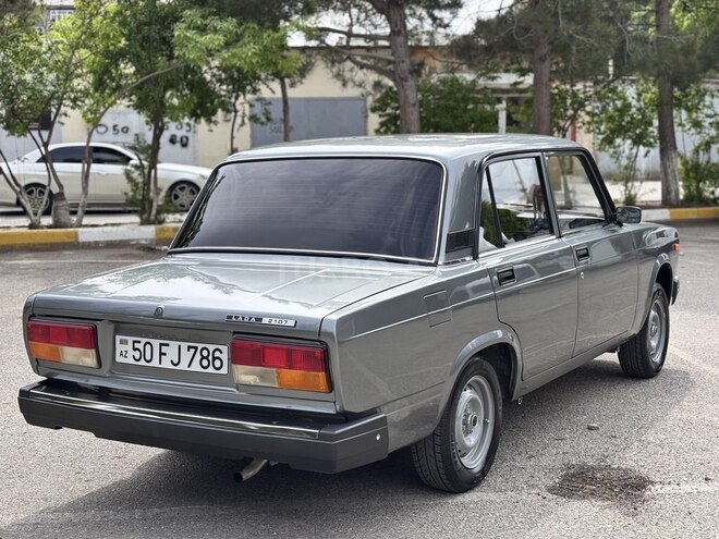LADA (VAZ) 2107-6