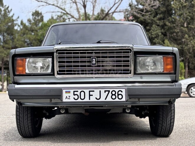 LADA (VAZ) 2107-1