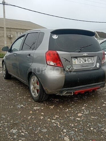 Chevrolet Aveo-4