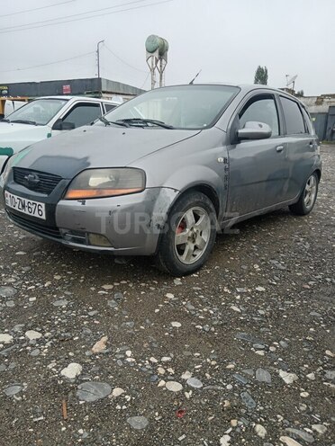 Chevrolet Aveo-3