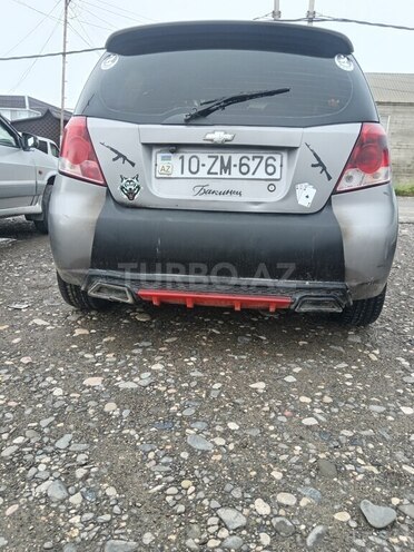 Chevrolet Aveo-7