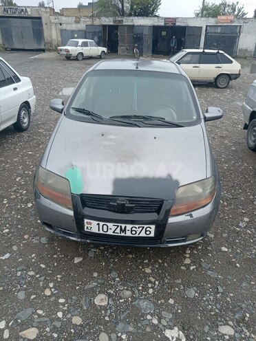 Chevrolet Aveo-1