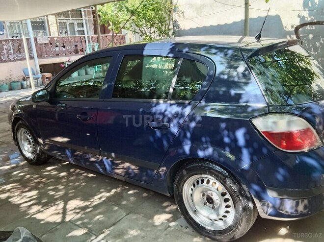 Opel Astra-2