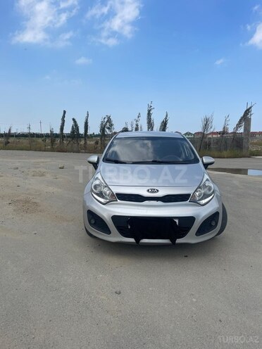 Kia Rio-1