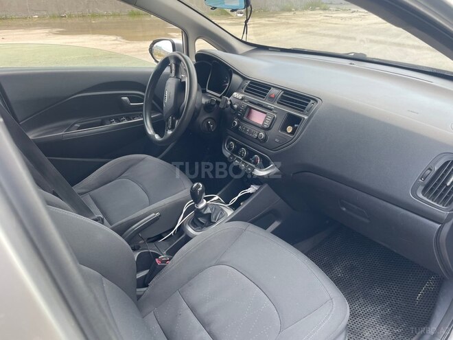 Kia Rio-8