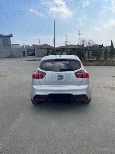 Kia Rio-15