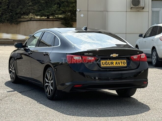 Chevrolet Malibu-8