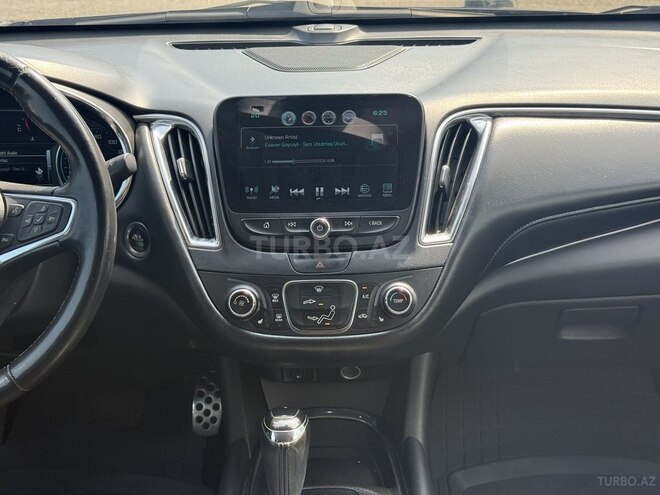 Chevrolet Malibu-13