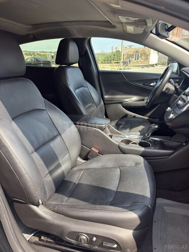 Chevrolet Malibu-9
