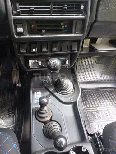 LADA (VAZ) Niva-2