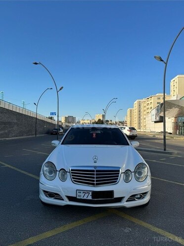 Mercedes E 220-2
