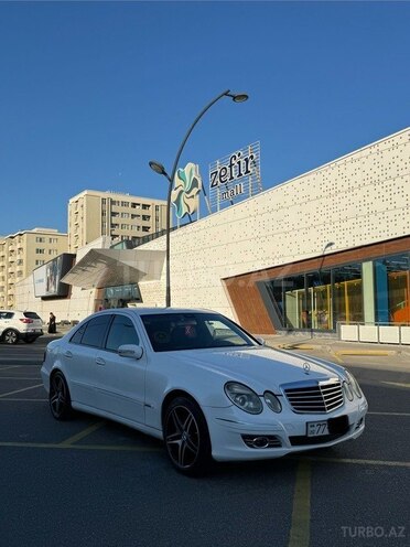 Mercedes E 220-3