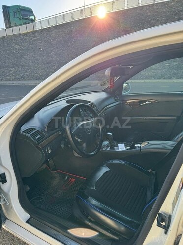 Mercedes E 220-8