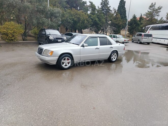 Mercedes E 220-5