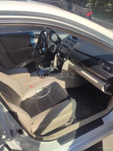 Toyota Camry-4