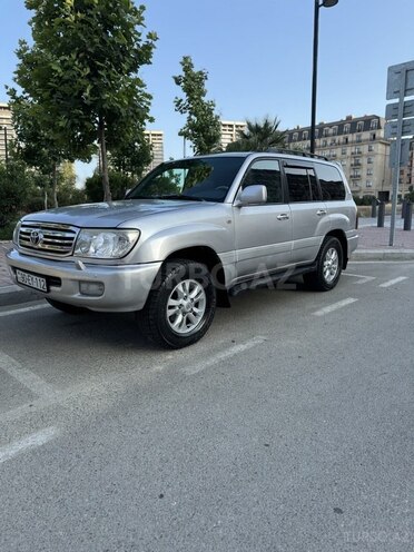 Toyota Land Cruiser-2