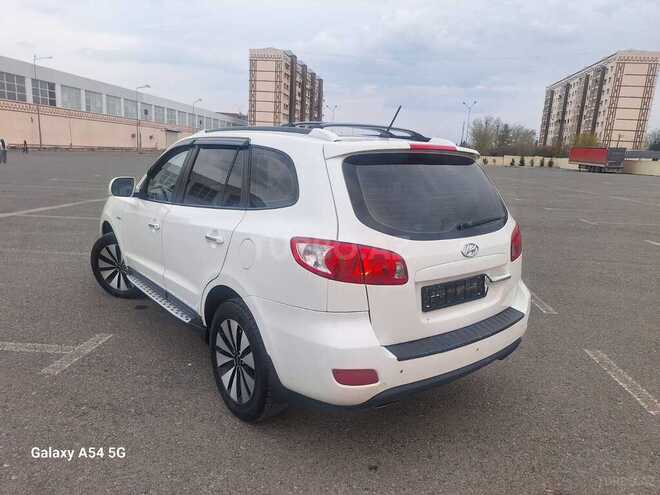 Hyundai Santa Fe-9