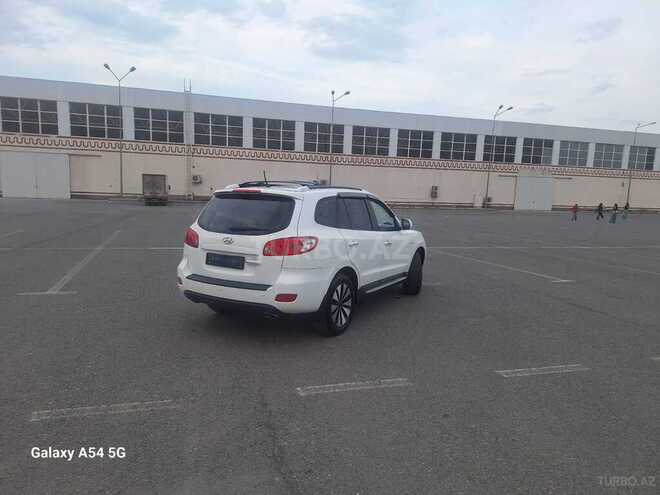 Hyundai Santa Fe-10