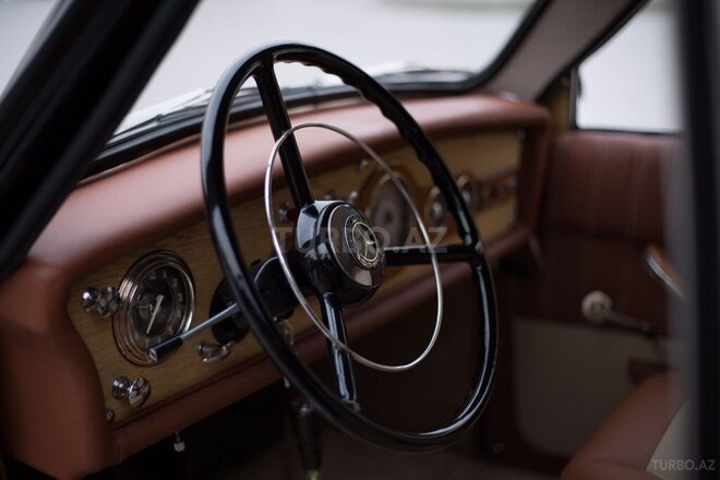 Mercedes 170 V-9