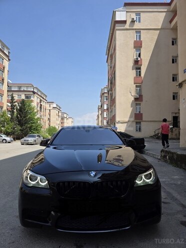 BMW 528-9
