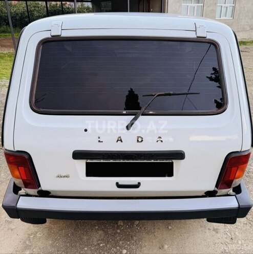 LADA (VAZ) Niva-9