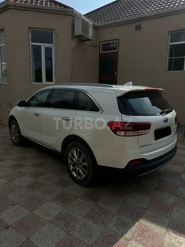 Kia Sorento-4