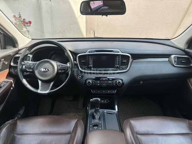 Kia Sorento-7