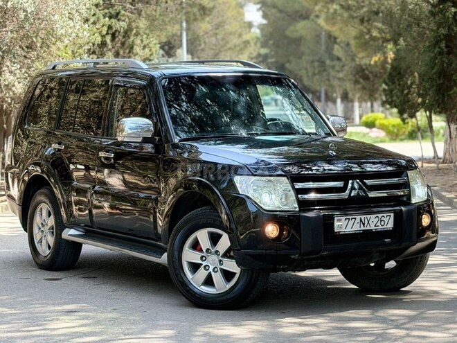 Mitsubishi Pajero-2