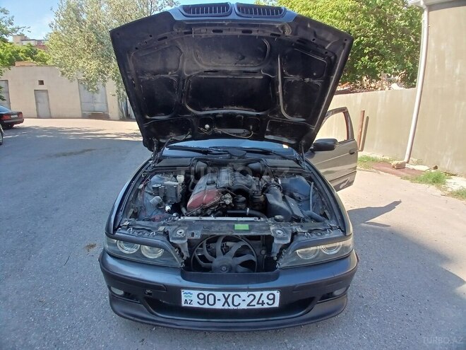 BMW 523-19