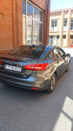 Ford Focus-6
