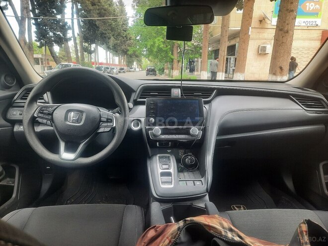 Honda Insight-2