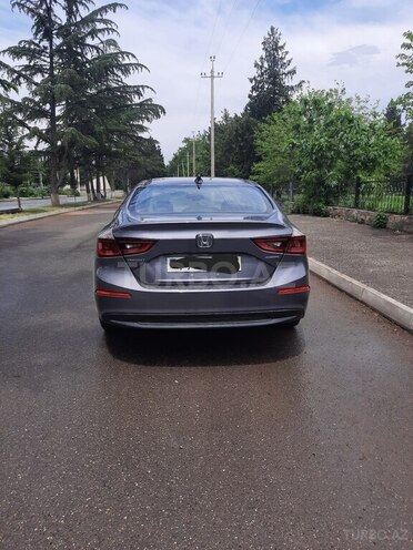Honda Insight-3