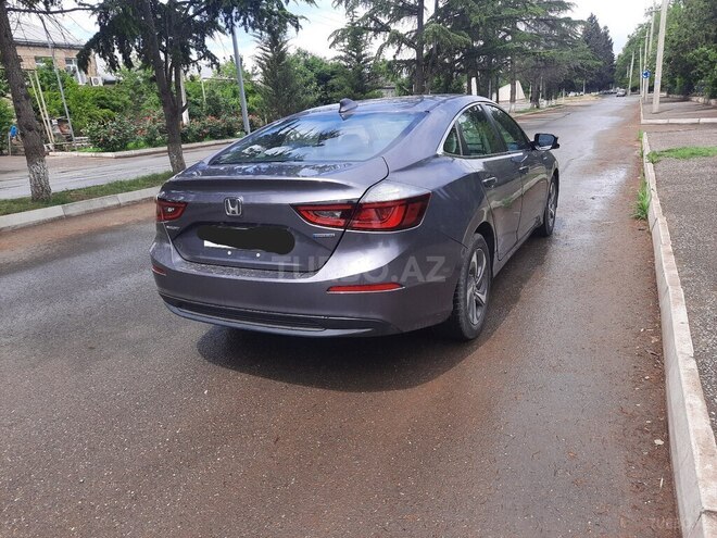 Honda Insight-5
