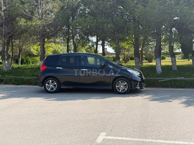 Nissan Note-6