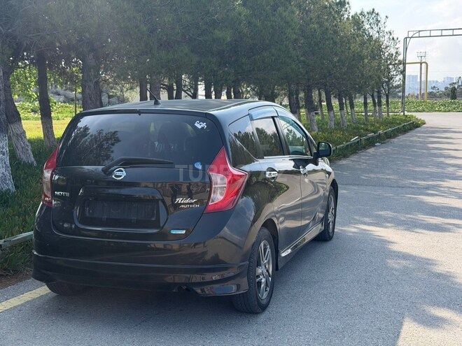 Nissan Note-5