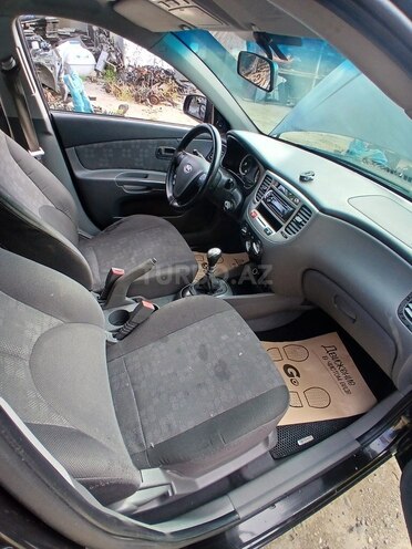 Kia Rio-16