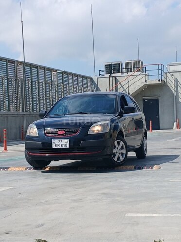 Kia Rio-1