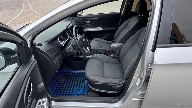 DongFeng Aeolus S30-14
