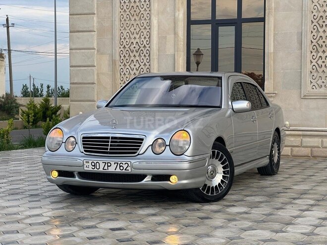 Mercedes E 240-2