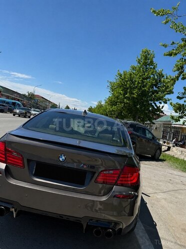 BMW 528-2