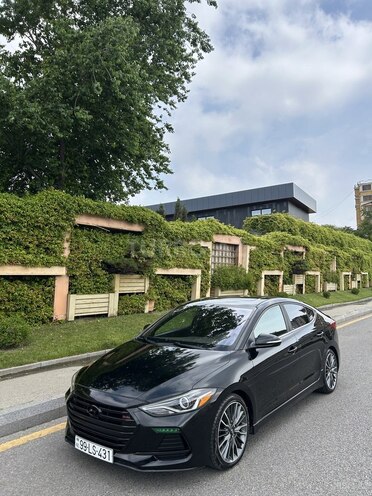 Hyundai Elantra-2