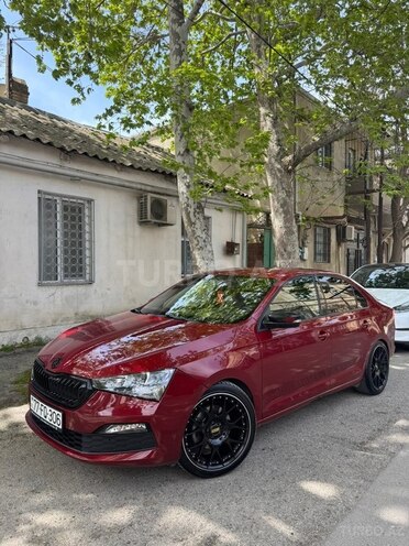Skoda Rapid-2
