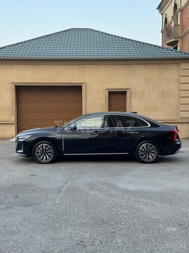 Hongqi H5-4