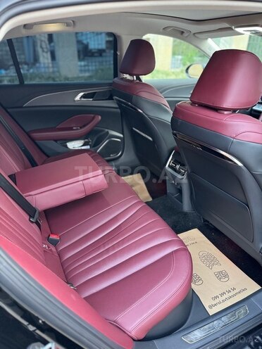 Hongqi H5-8