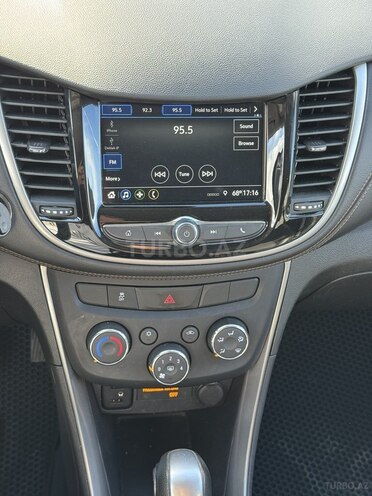 Chevrolet Trax-13