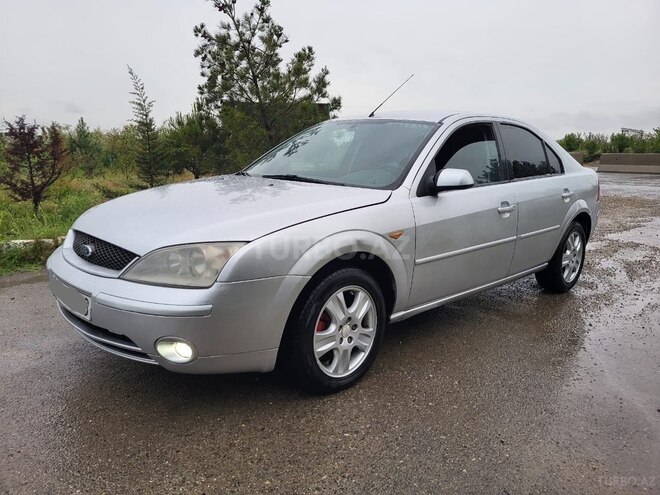 Ford Mondeo-4