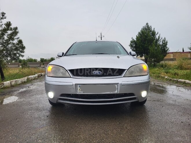 Ford Mondeo-2