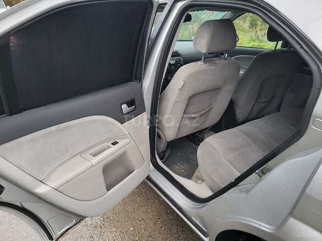 Ford Mondeo-19