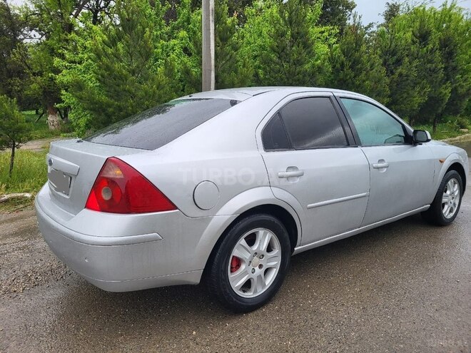 Ford Mondeo-14