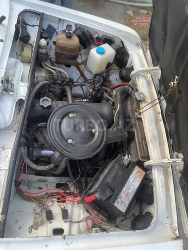 LADA (VAZ) 2106-7